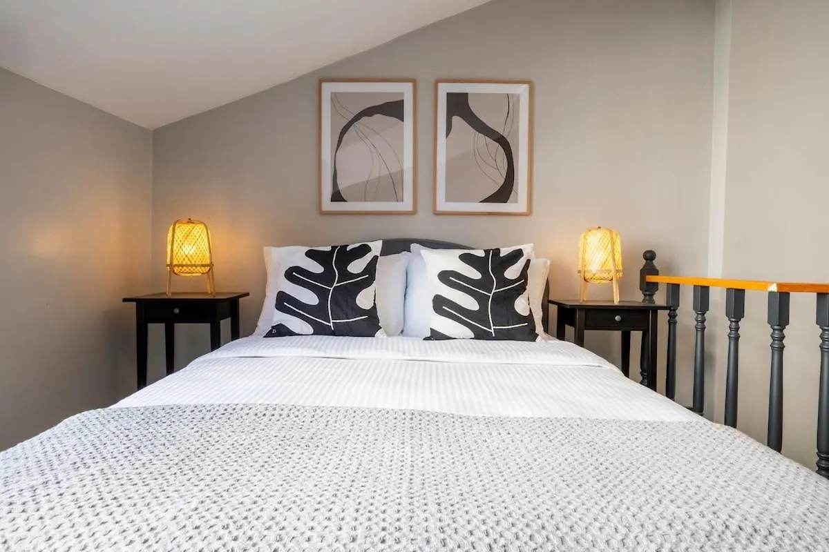 Villa Private Fourlex House With Central Location Istanbul